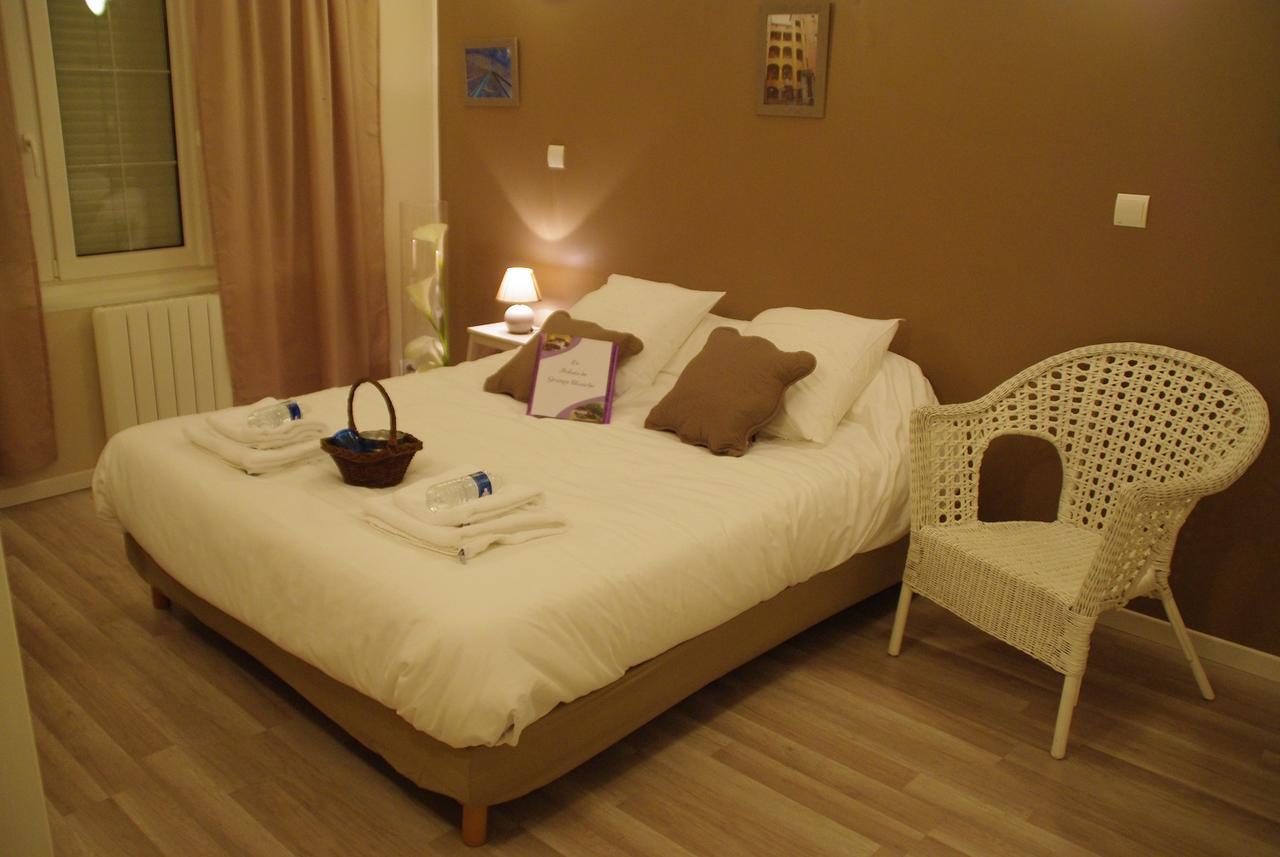Chambres Dhotes Le Relais De Grange Blanche 리옹 외부 사진